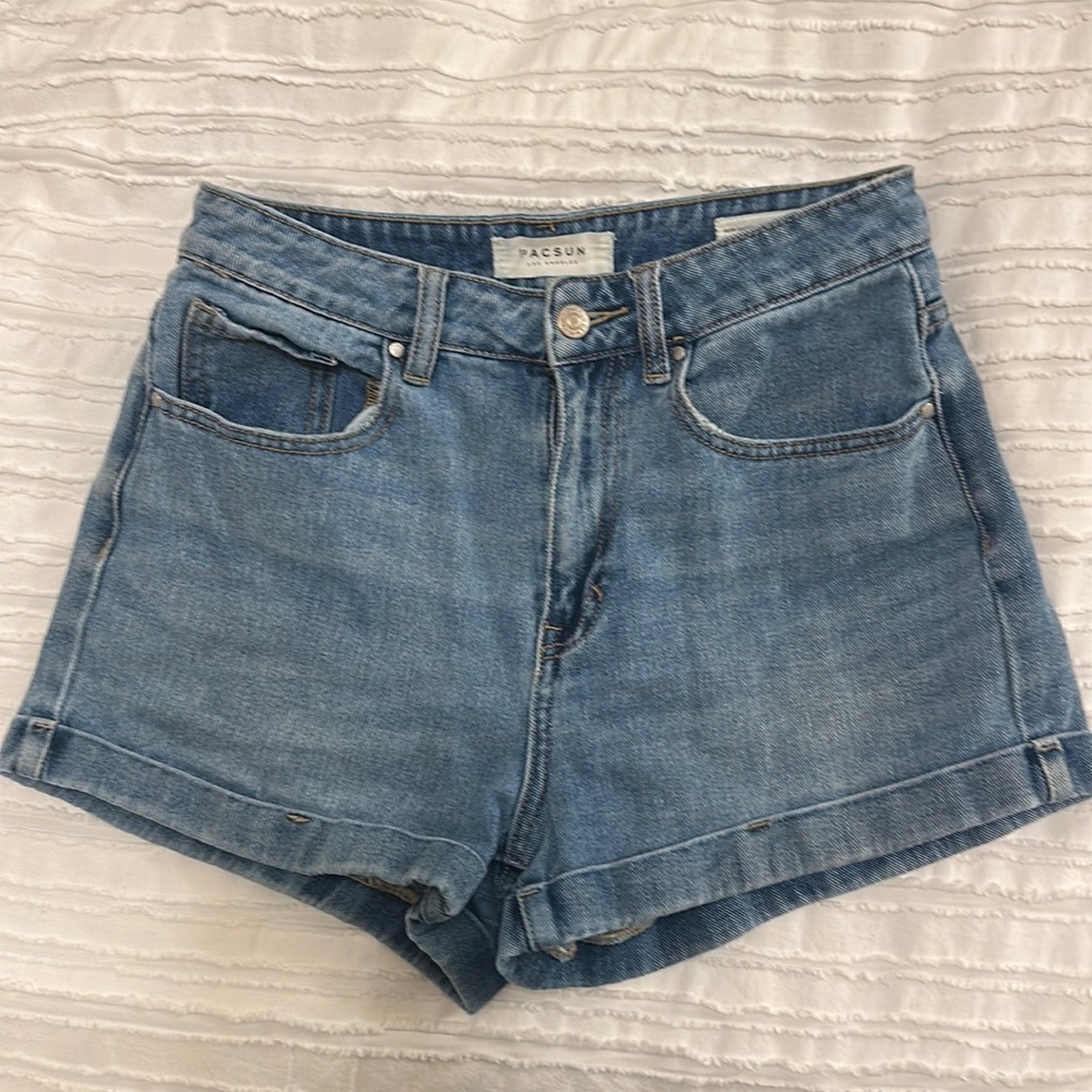 PacSun mom short